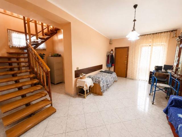 Appartamento in vendita a Valmontone RM