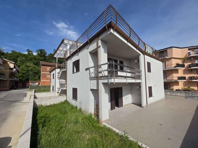 Appartamento in vendita a Valmontone RM
