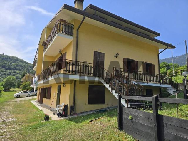 Appartamento in vendita a Valbrenta VI