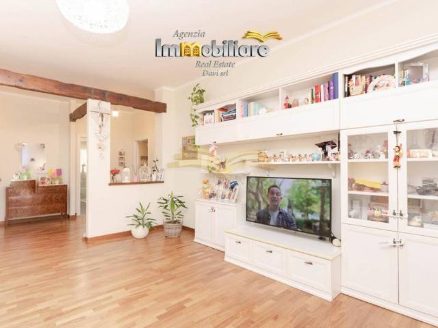 Appartamento in vendita a Valenza viale Alessandro Manzoni