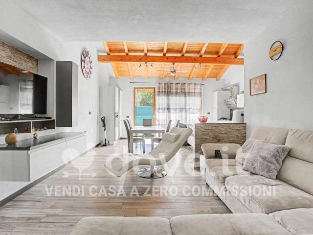 Appartamento in vendita a Valganna via Andrea Figini, 20, Ghirla