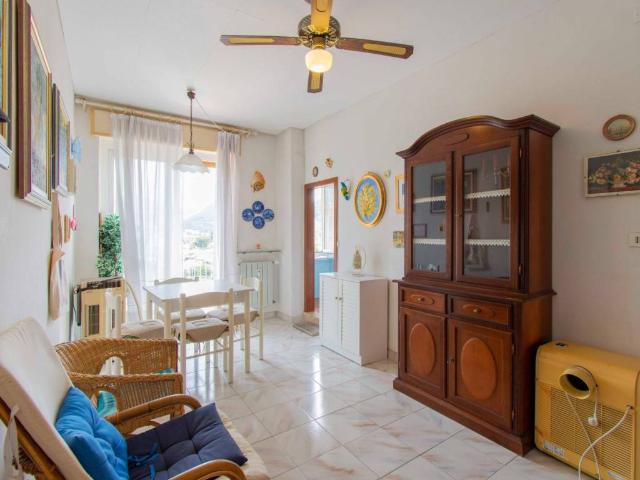 Appartamento in vendita a Vallecrosia IM
