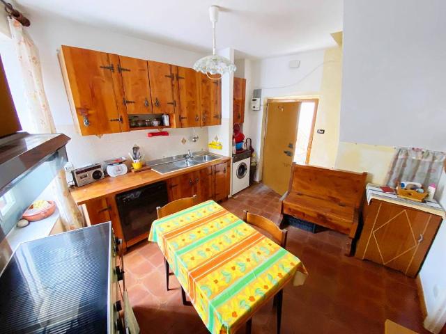 Appartamento in vendita a Vallefiorita CZ