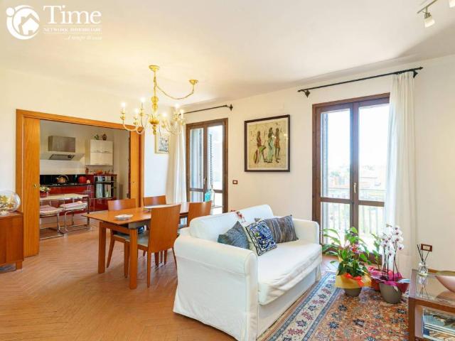 Appartamento in vendita a Valverde CT