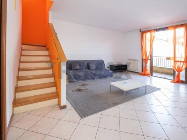 Appartamento in vendita a Vanzago