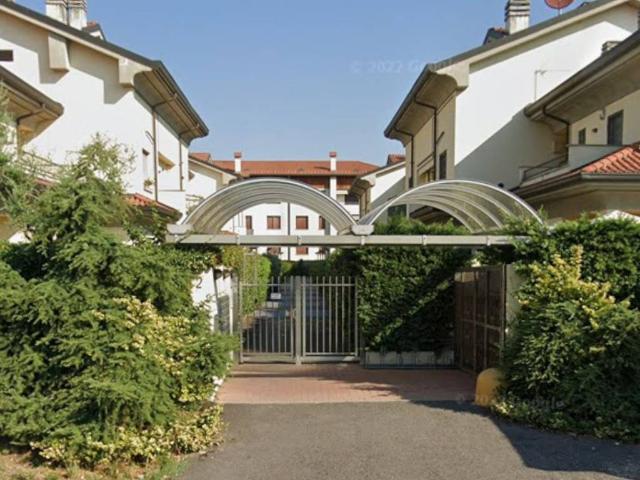 Appartamento in vendita a Vanzago MI