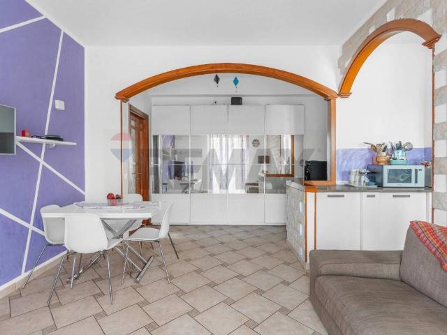 Appartamento in vendita a Vanzago MI