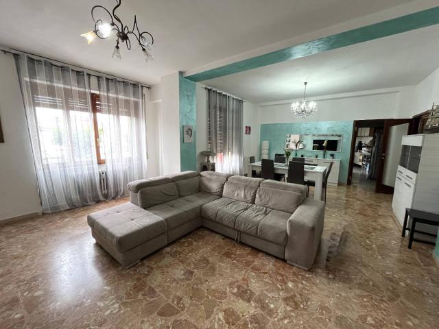 Appartamento in vendita a Vasto, ZONA CENTRALE