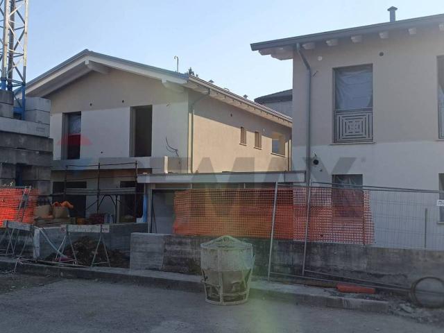 Appartamento in vendita a Vaprio D'Adda