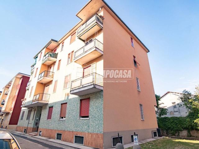 Appartamento in vendita a Vaprio D'Adda