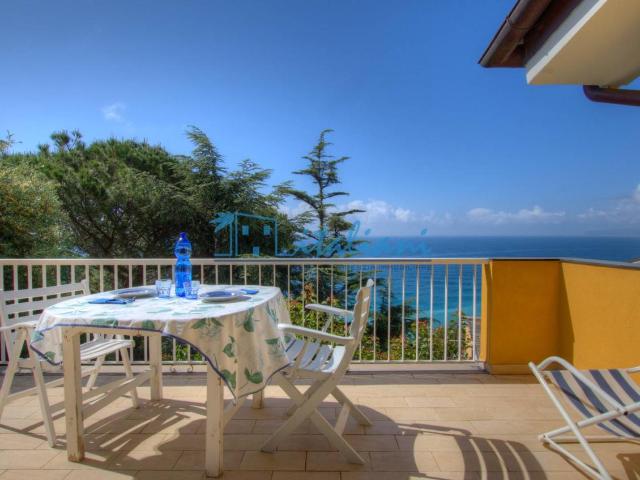 Appartamento in vendita a Varazze