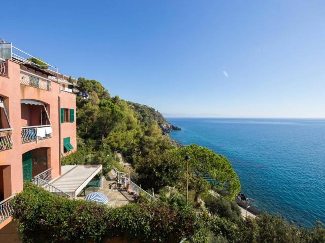 Appartamento in vendita a Varazze