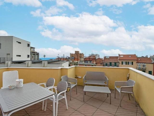Appartamento in vendita a Varazze