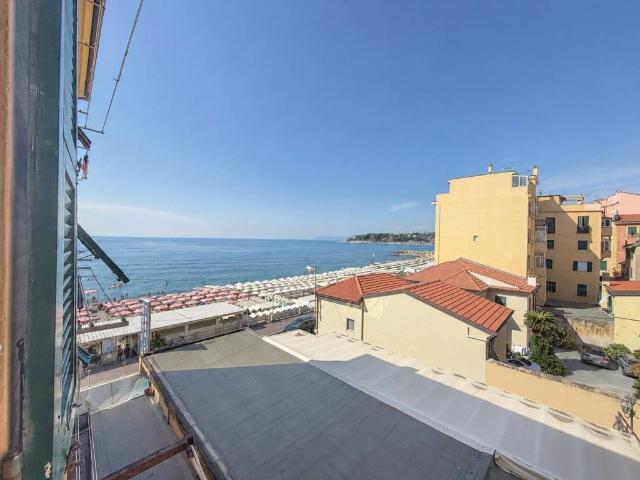 Appartamento in vendita a Varazze SV