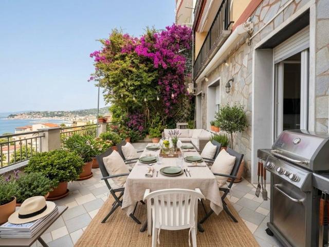 Appartamento in vendita a Varazze SV
