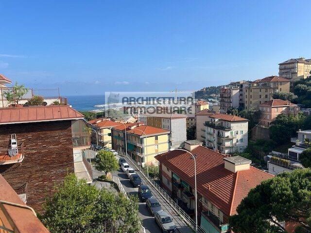 Appartamento in vendita a Varazze SV