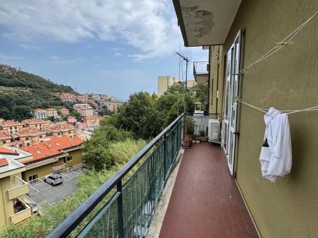 Appartamento in vendita a Varazze SV