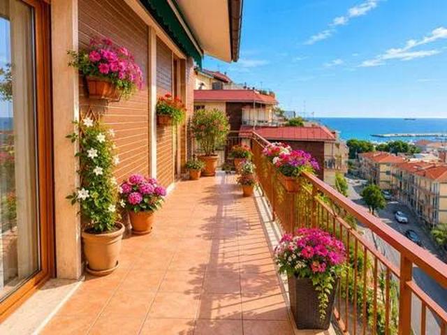Appartamento in vendita a Varazze SV