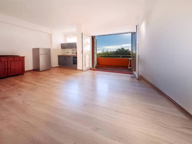 Appartamento in vendita a Varazze SV