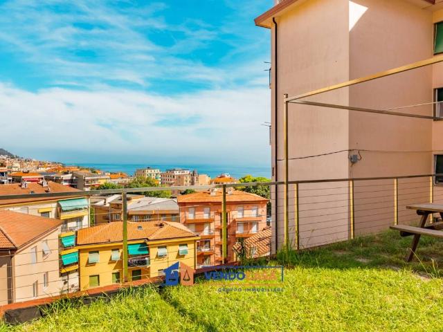 Appartamento in vendita a Varazze SV