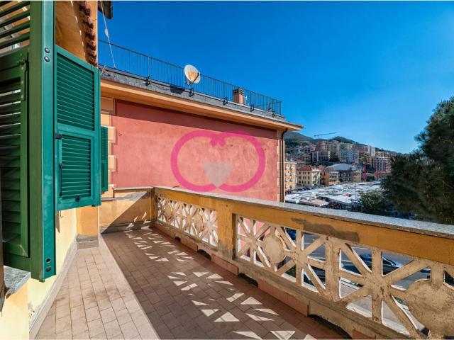 Appartamento in vendita a Varazze, Varazze