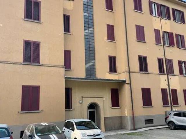 Appartamento in vendita a Varano Borghi VA