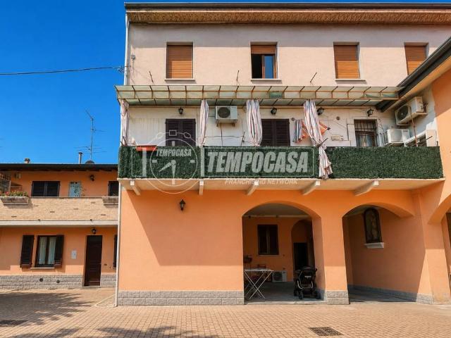 Appartamento in vendita a Varedo MB