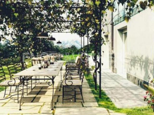 Appartamento in vendita a Varese 4 locali 149mq