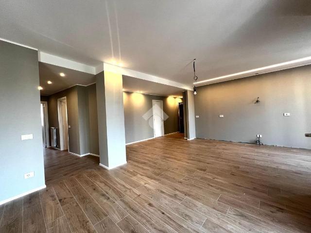 Appartamento in vendita a Varese
