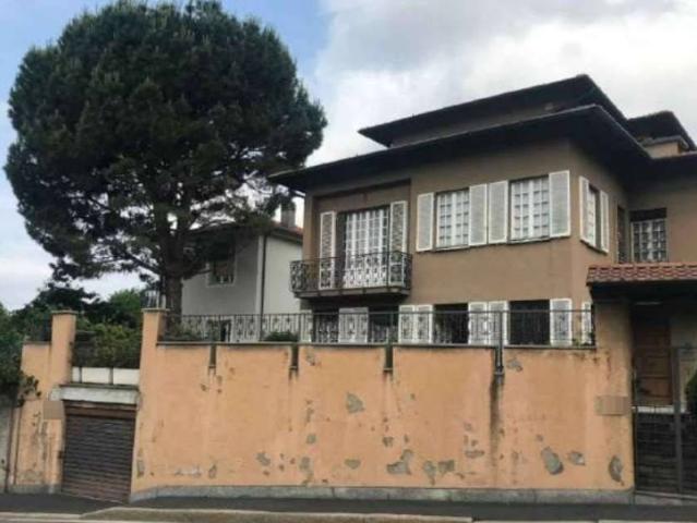 Appartamento in vendita a Varese VA