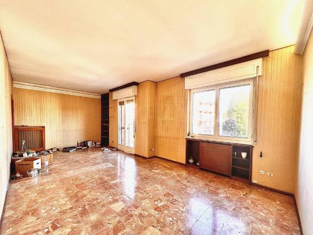Appartamento in vendita a Varese VA