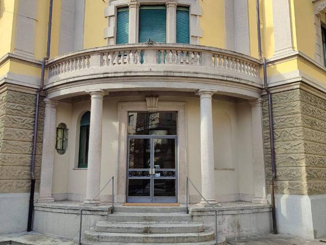 Appartamento in vendita a Varese VA