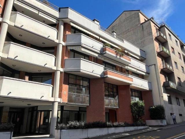 Appartamento in vendita a Varese VA