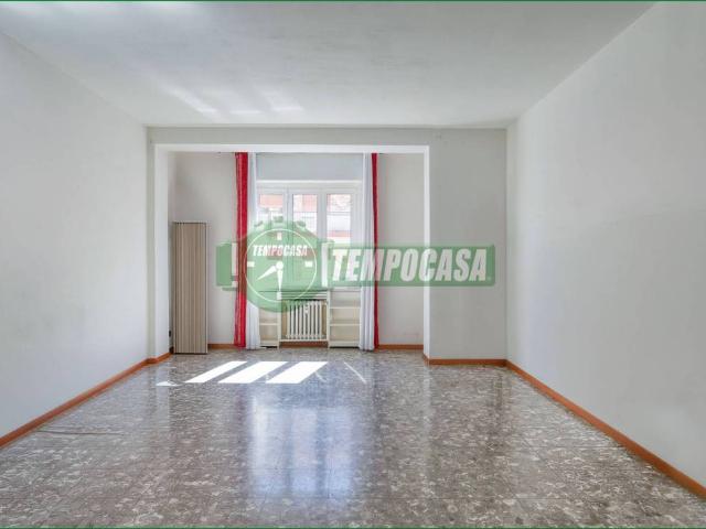 Appartamento in vendita a Varese VA
