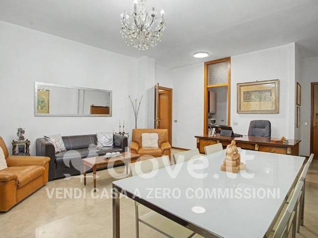 Appartamento in vendita a Varese VA