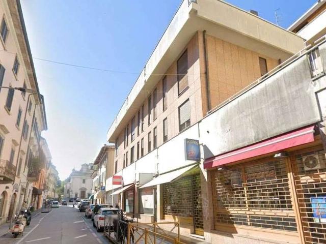 Appartamento in vendita a Varese VA
