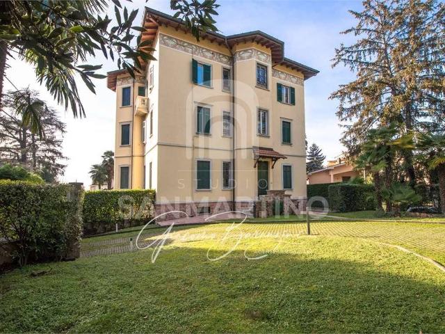 Appartamento in vendita a Varese VA