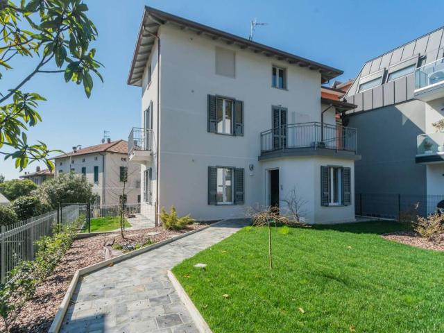 Appartamento in vendita a Varese VA