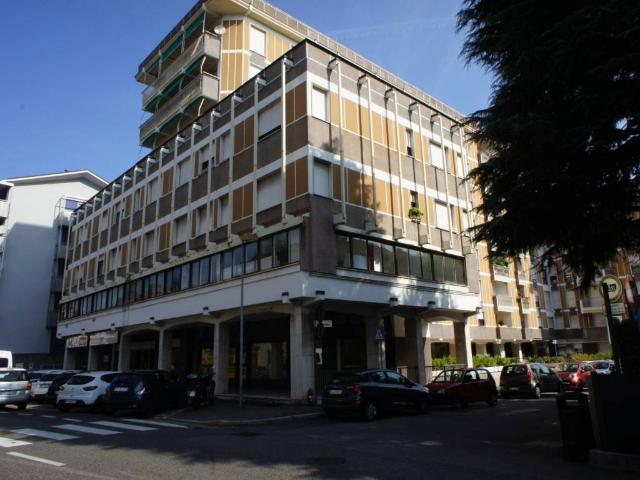 Appartamento in vendita a Varese VA
