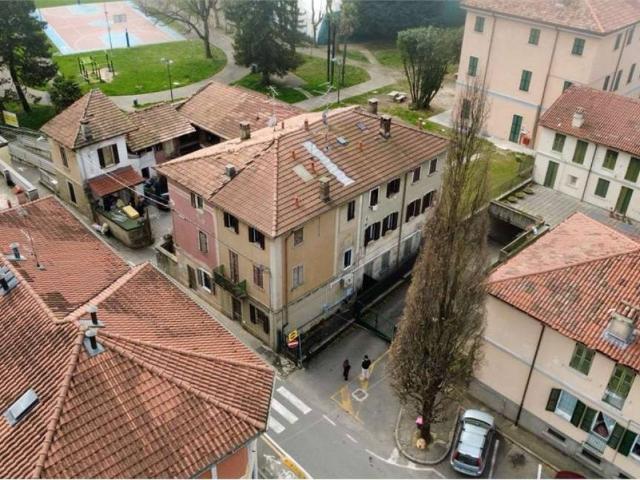 Appartamento in vendita a Vedano Olona VA