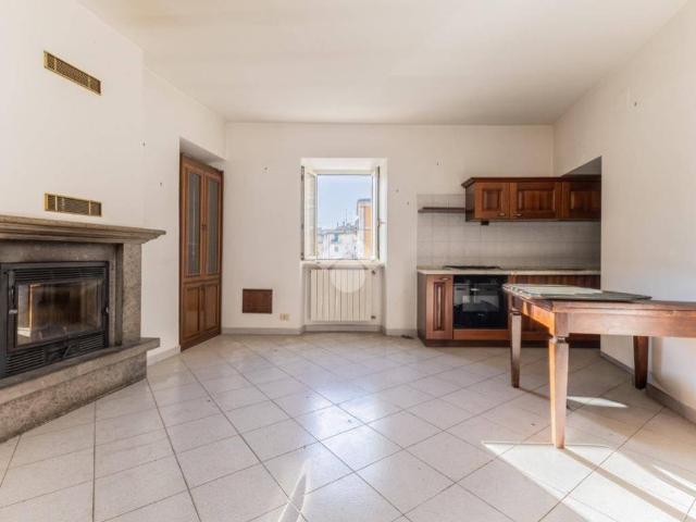 Appartamento in vendita a Vejano VT