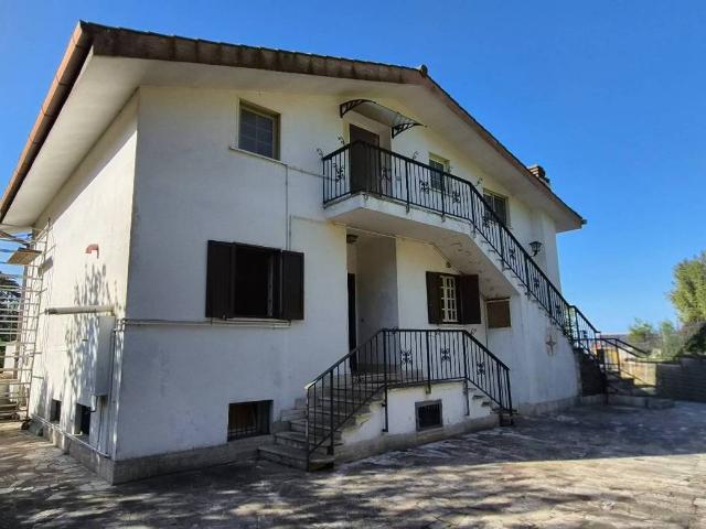Appartamento in vendita a Velletri RM