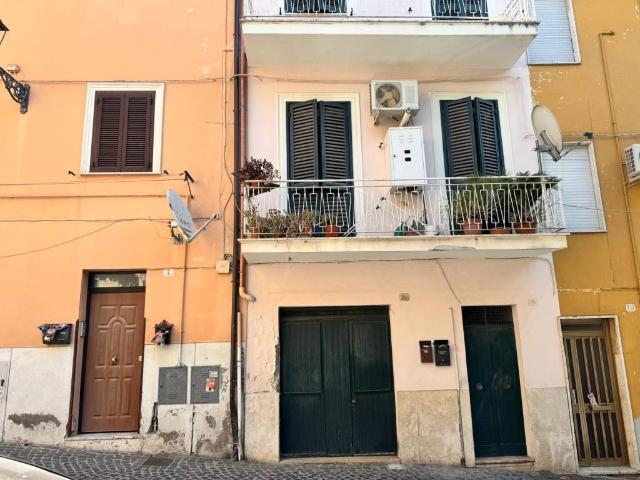 Appartamento in vendita a Velletri RM