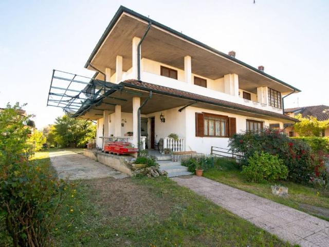 Appartamento in vendita a Vellezzo Bellini PV