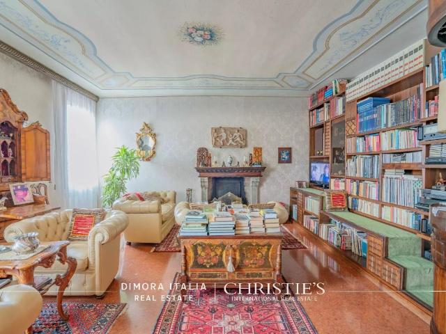 Appartamento in vendita a Venezia