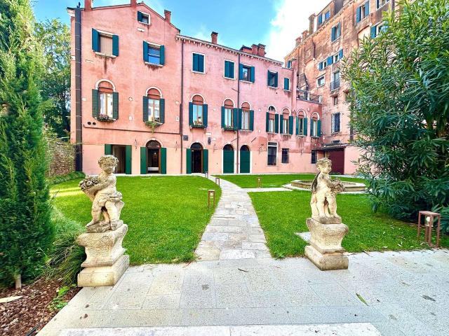 Appartamento in vendita a Venezia