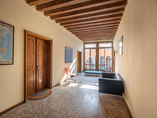 Appartamento in vendita a Venezia