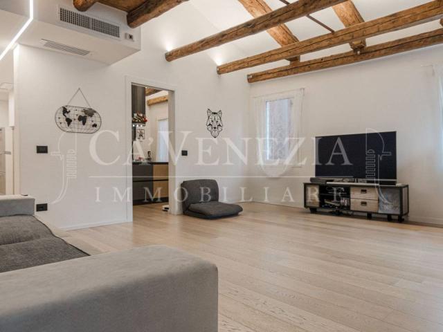 Appartamento in vendita a Venezia