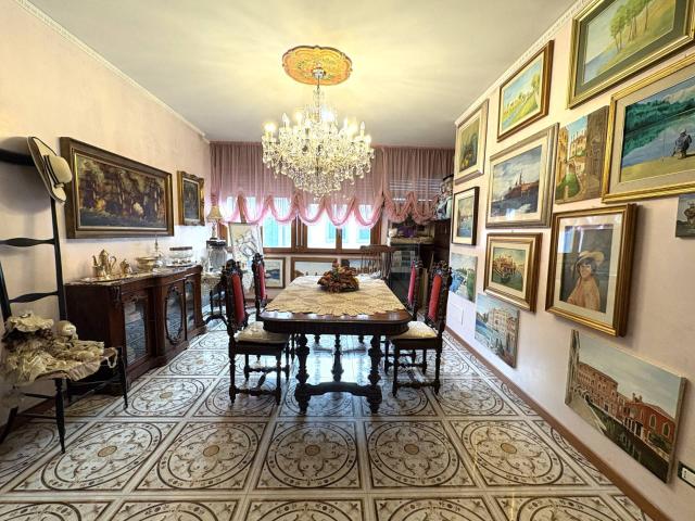 Appartamento in vendita a Venezia