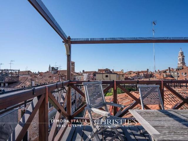 Appartamento in vendita a Venezia